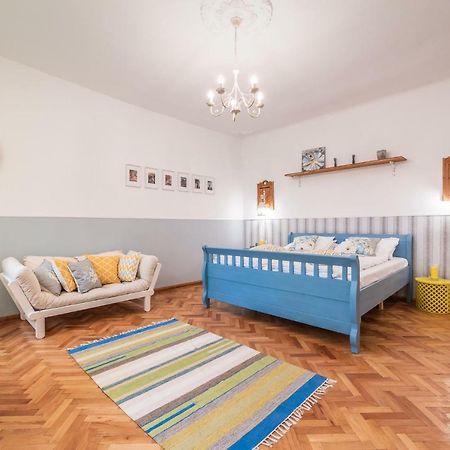 Bonton Apartments Sibiu Buitenkant foto
